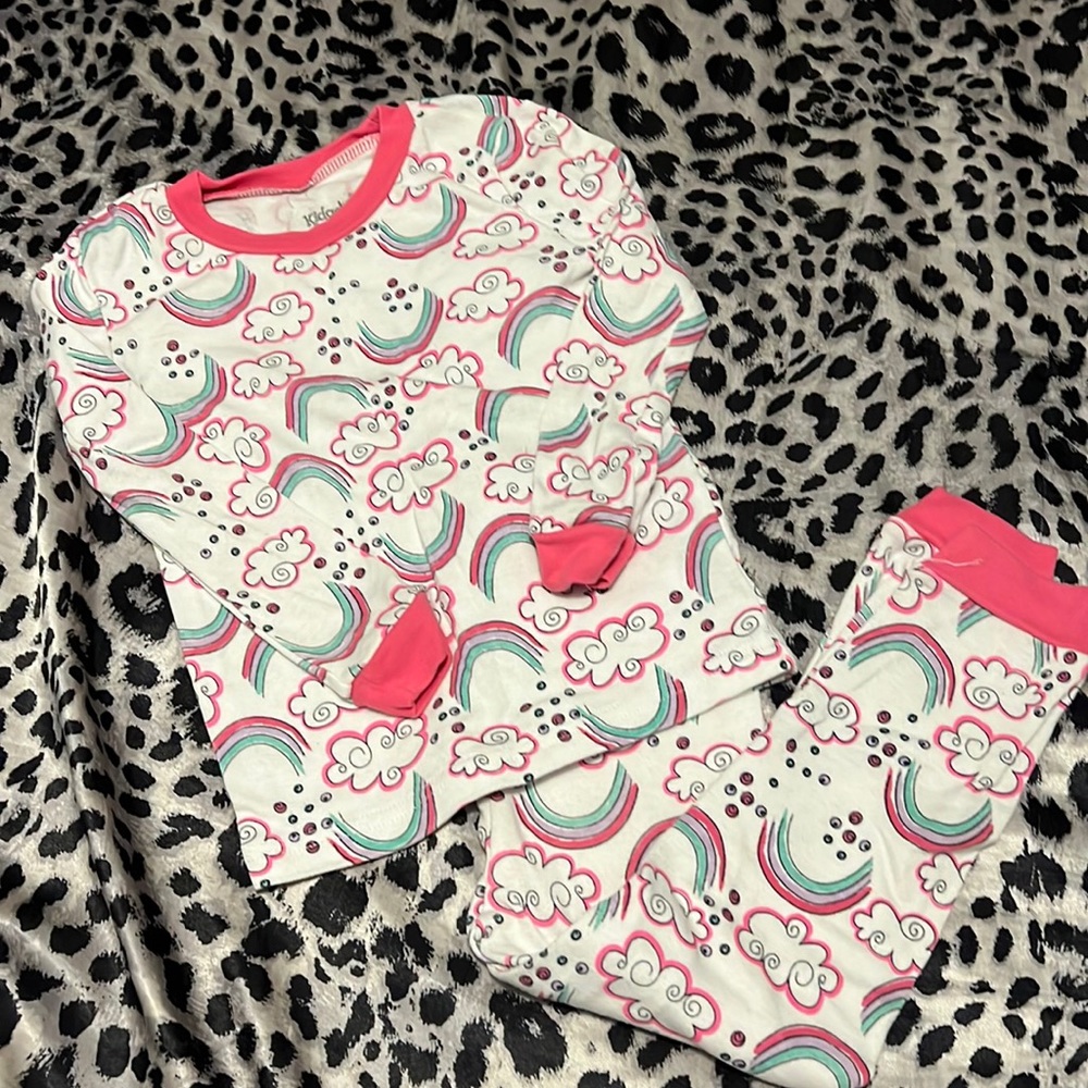 🆑FINAL PRICE‼️ Kidgets 3T clouds and rainbows pajamas